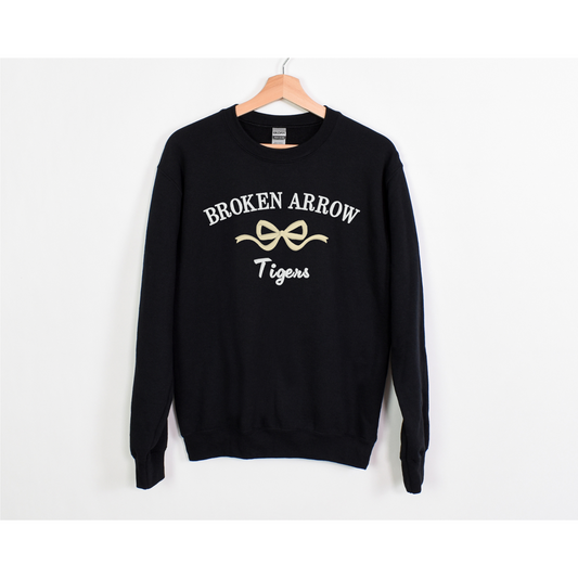 Broken Arrow Bow embroidery Sweatshirt